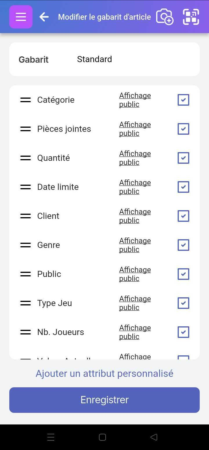 Image de la page Gabarit montrant la section 'Attribut personnalisé' et le bouton 'Enregistrer' en bas. Comprend des exemples de champs avec différents états de Modification publique (activée/désactivée) et des icônes de crayon de modification visibles